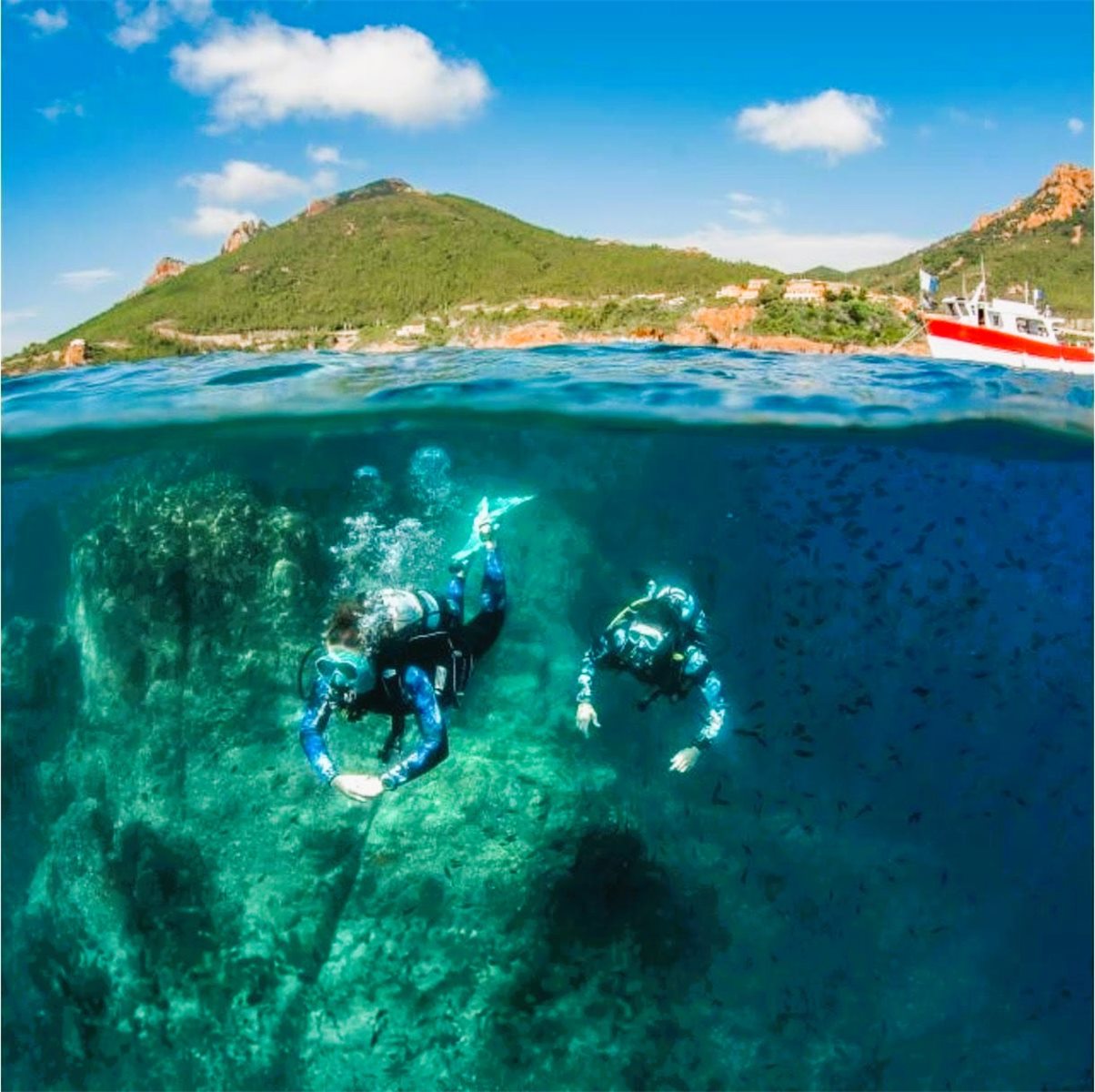 Plongée dans les eaux de l'Estérel